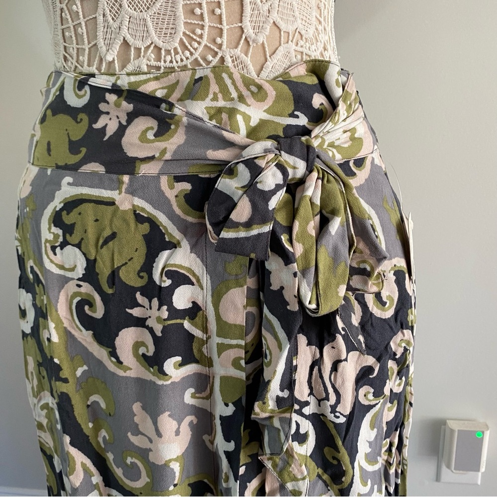 FREE PEOPLE Gray & Green Maxi Skirt NWT $128 Sz 8 - Picture 3 of 10